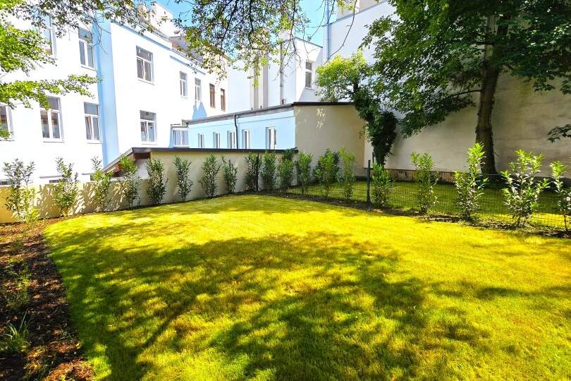 Rasenmäher statt Straßenlärm! TOP saniert + Herrlicher Eigengarten + Hofseitiger Balkon + Viel Grün + Viel Lebensqualität + Absolute Ruhelage + Ideale Raumaufteilung! Besser geht´s nicht! Nicht lange zögern..., Wohnung-kauf, 465.000,€, 1180 Wien 18., Währing