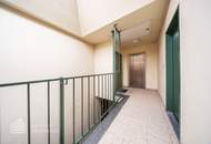 Ruhige Dachgeschosswohnung mit Lift und hofseitiger Ausrichtung im 16. Bezirk