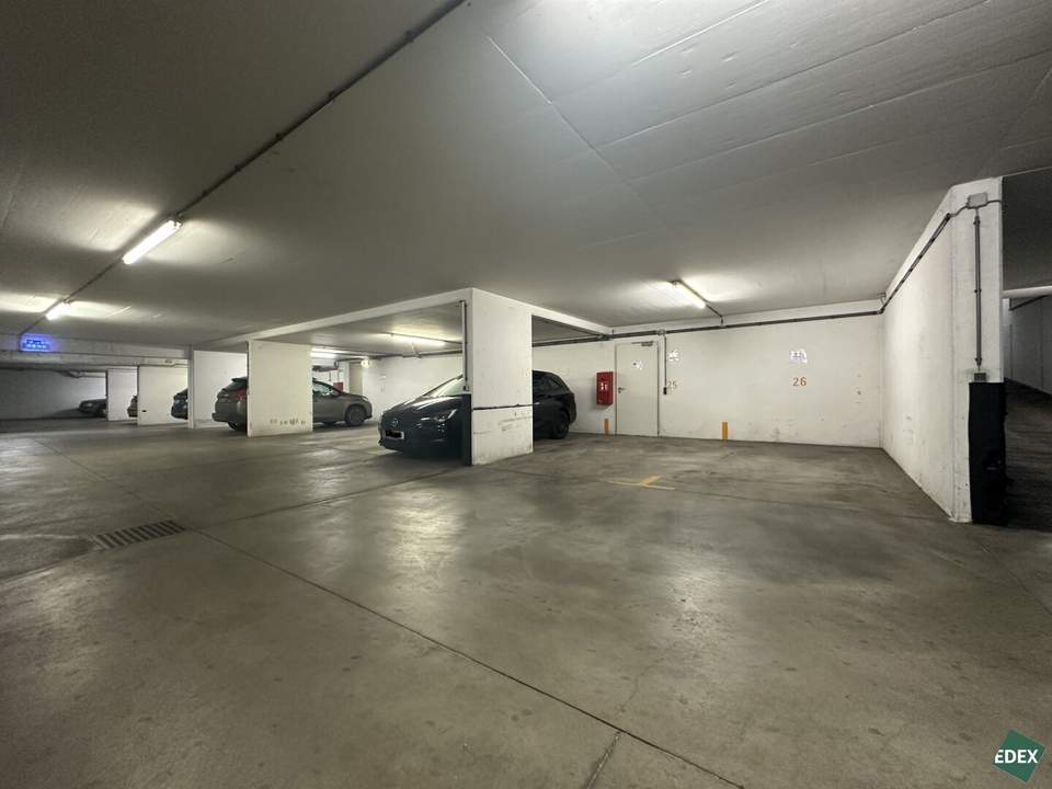 Garagenstellplätze in der Huttengasse nähe U3 zu vermieten