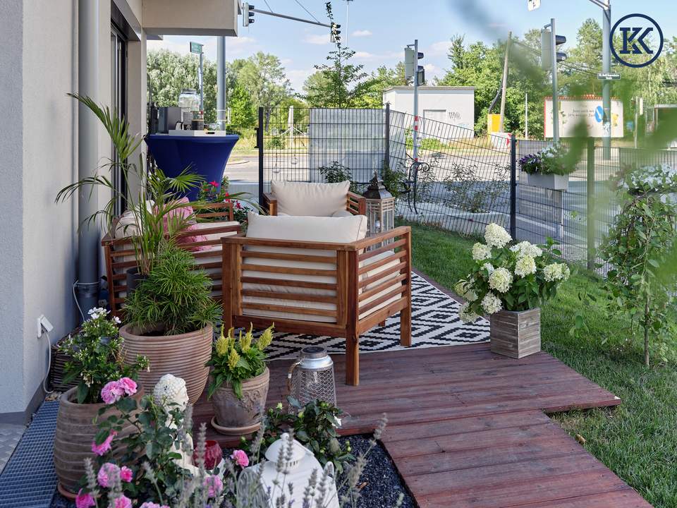 Lokal mit Garten und Terrasse – im gemischten Baugebiet, ideal für Frühstück und schnellen Imbiss