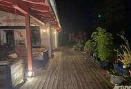 Exklusiver Bungalow mit Garagen und Kellergewölben