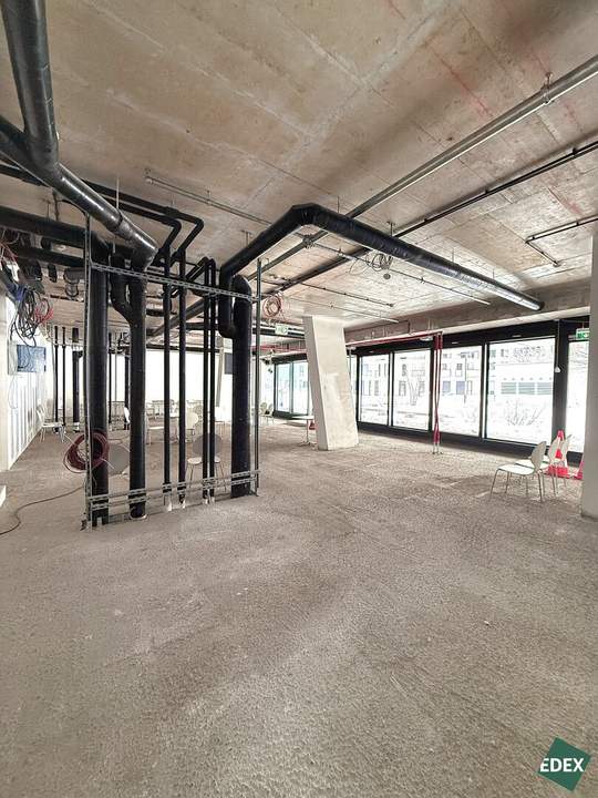 Erstbezug nach Fertigstellung: Moderne Bürofläche in der Donau City
