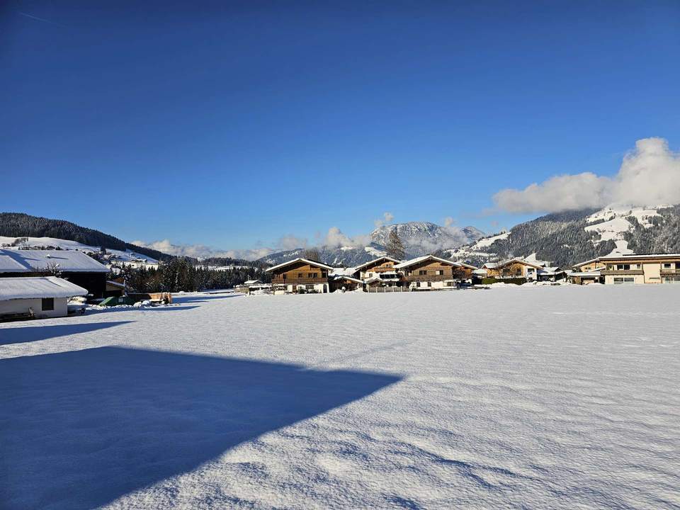 Grundstück auf sonnigem Hochplateau