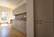 Sonnige Dachgeschosswohnung mit großem Balkon ++ RUSTENFELD SIEDLUNG