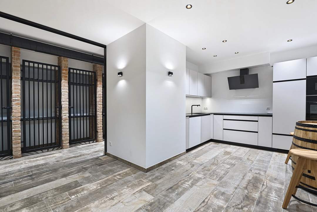 Charmante 2 Zimmer Wohnung mit Blick auf die Weingärten