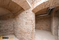 Hochexklusive 2-Zimmerwohnung mit sonnigem Eigengarten + Weinkeller nähe Mariahilfer Straße!