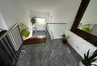 Exklusive Villa mit Pool, PV-Anlage & 4 Garagen in hochwertiger Massivbauweise (Provisionsfrei)