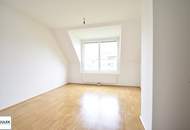 Gut geschnittene 4-Zimmer-Dachgeschosswohnung mit großer Terrasse in Hütteldorf (S+U)