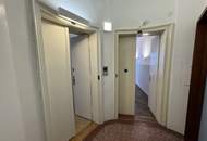 Moderne 7er WG-Geignete Wohnung in TOP Lage mit Klima und Beschattung