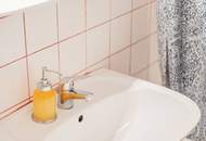 RETRO-CHIC II 2 ZIMMER ALTBAUWOHNUNG II 1. OG MIT LIFT II 53m² EIGENGARTEN II AIRBNB oder SELBST EINZIEHEN II SOFORT NUTZBAR II NÄHE U6/AKH/VOLKSOPER/WUK