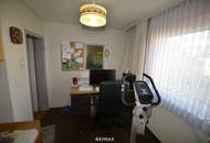 Haus mit Garten oder Gartenflächen zu verkaufen.