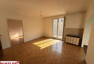 Sanierungsbedürftige 2 Zimmerwohnung mit hofseitigen Balkon - freier Mietzins