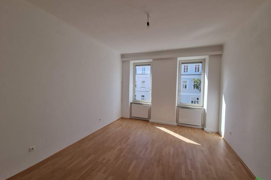 2 1/2 -ZIMMER-FAMILIENHIT - *ERSTBEZUG NACH SANIERUNG*, Wohnung-miete, 1.165,41,€, 1210 Wien 21., Floridsdorf