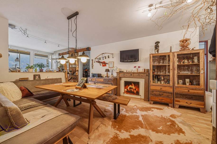 Wohnung mit Weitblick! Großzügige Wohnung mit Blick über Innsbruck am Innrain zu kaufen!, Wohnung-kauf, 560.000,€, 6020 Innsbruck-Stadt