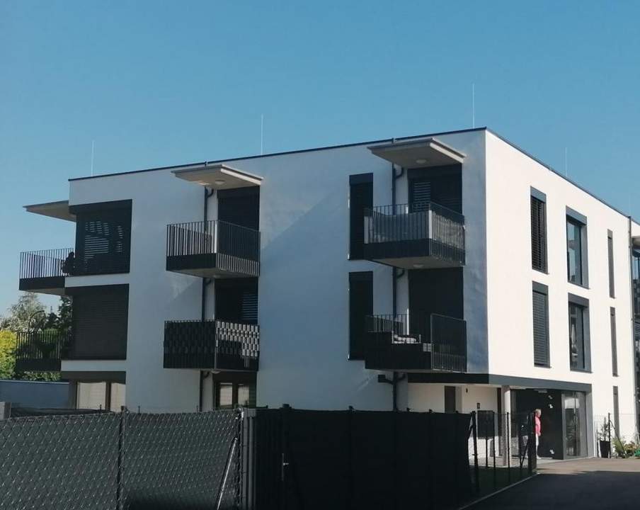 Sehr schöne Neubauwohnung mit Balkon