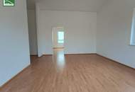 Dachgeschosswohnung mit großer Terrasse! Einziehen & unbefristet wohlfühlen!