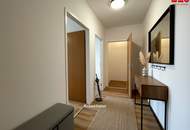 Linz-Oed: Dank vieler großer Fenster lichtdurchflutete 3-Zimmer-Wohnung mit Balkon & Autoabstellplatz in städtischer ruhiger Grünlage