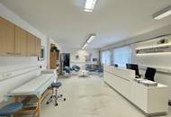 Ehemaliger Heuriger in den Sooßer Weingärten mit 2 Wohneinheiten und riesigem wundervollem Garten