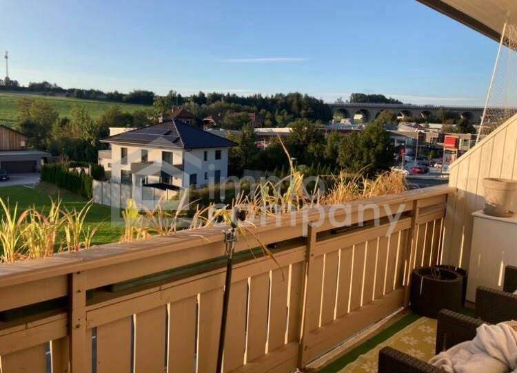 Klein aber oho ! Charmante 2-Zimmer-Wohnung mit Westbalkon & Parkplatz