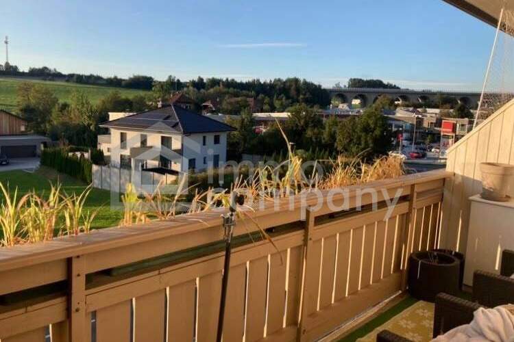 Klein aber oho ! Charmante 2-Zimmer-Wohnung mit Westbalkon & Parkplatz, Wohnung-miete, 650,00,€, 5300 Salzburg-Umgebung