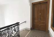 Bandgasse / Sanierungsbedürftige 2 Zimmer Wohnung Dachgeschoß / Charmanter Altbau