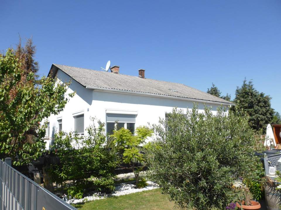 Stilvoll modernisiertes Einfamilienhaus mit großzügigem Wohngefühl