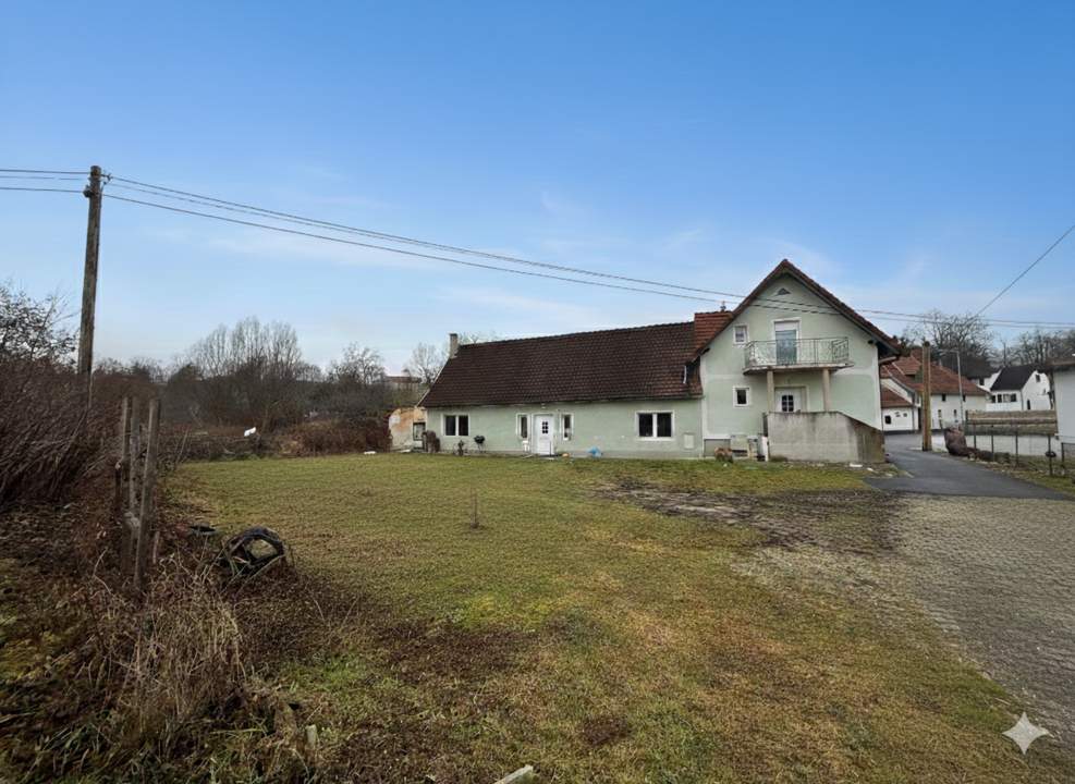 Hier können Sie sich verwirklichen: Großzügiges Familienidyll mit 2.249m² Grünfläche in Bestlage