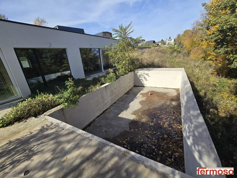 Zwei charmante Reihenhäuser mit großem Grundstück & Pool – ideales Investment oder Ferienprojekt!