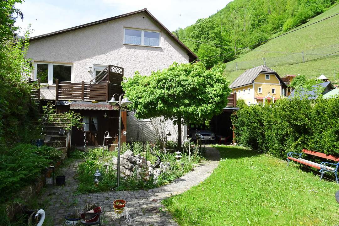 Wohnhaus mit viel Platz und Poolanlage in Ternberg - Trattenbach