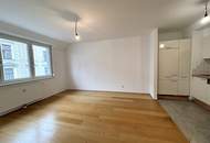 1160! Entzückende und helle 2-Zimmer DG-Wohnung nahe Stadthalle!