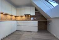 ZUM VERLIEBEN: EIN DACHGESCHOSS-TRAUM MIT BALKON - ERSTBEZUG!