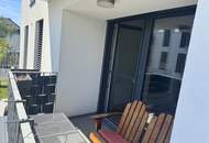 Moderne und helle 2-Zi-Wohnung mit Balkon & Tiefgarage an der Grenze zu Wien