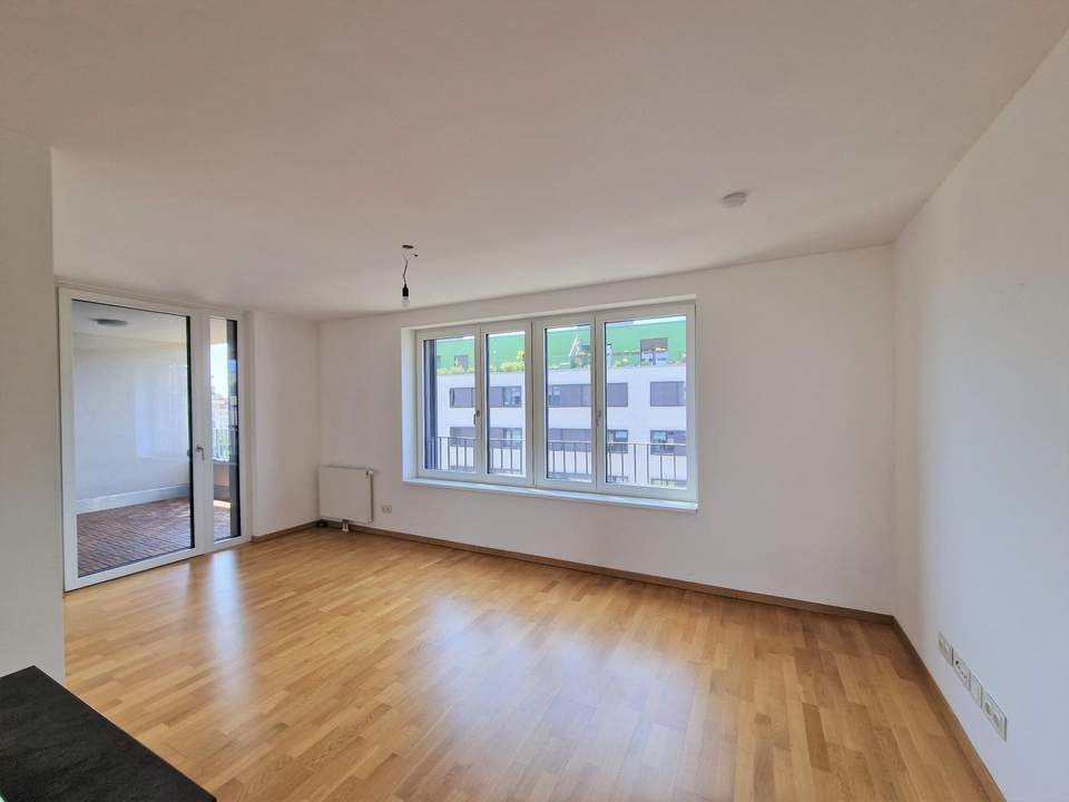 Moderne 3 Zimmer Wohnung ++ große Loggia ++ Gym ++ 7.OG