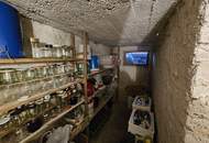 Sanierungsbedürftiges Haus in Aussichtslage