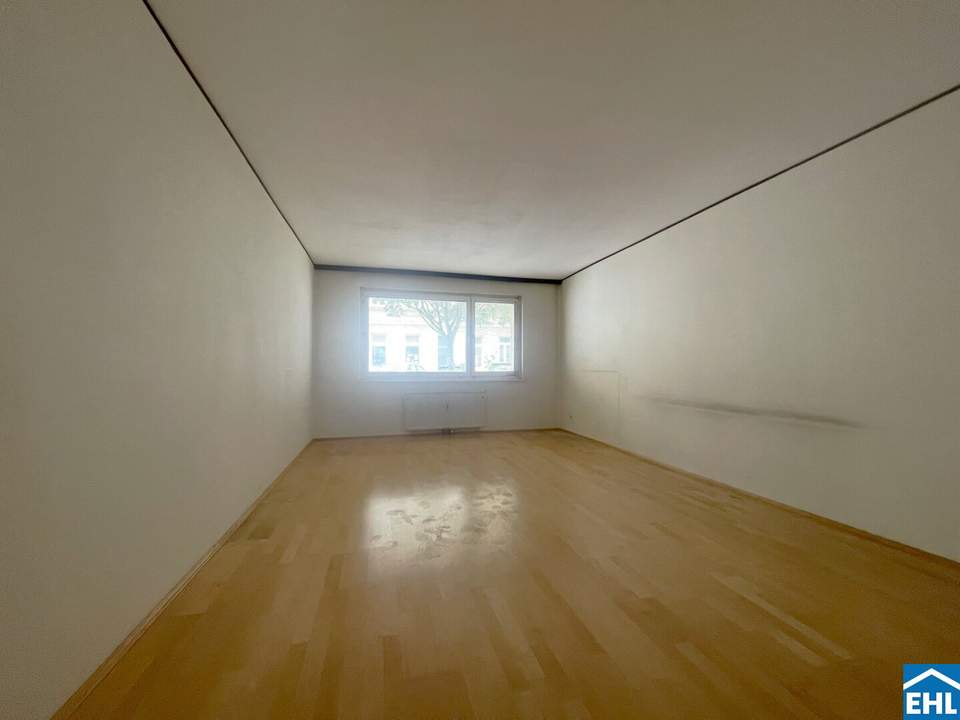 Sanierungsbedürftige 2-Zimmer-Wohnung nahe Wilhelminenberg & Postsportplatz