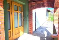 Platz zur Entfaltung! Ca. 818m² Anwesen mit Potential