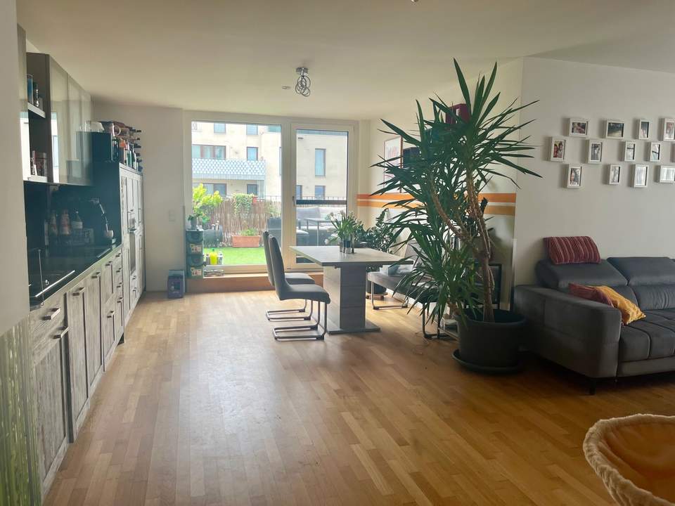 Exklusives Wohngefühl: 3-Zimmer mit großer Terrasse, Balkon, Klima &amp; Tiefgarage (Provisionsfrei)