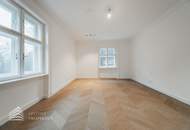 Großzügige Altbau-Residenz mit Balkon, Loggia &amp; drei En-Suite-Bädern