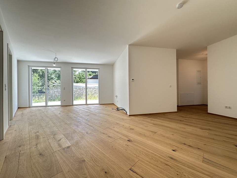 Gartenwohnung (ca. 143 m² Garten) | Photovoltaikanlage | Fußbodenkühlung & -heizung | Garage !