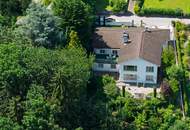 Große Villa thronend über Feldkirch mit Baulandreserve