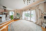 Beeindruckende Villa mit gepflegtem Garten und Pool