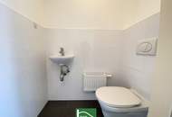 Modernisierte DG-Wohnung in ruhiger Spielstraße beim Familienplatz - Mit Einbauküche und Abstellraum - JETZT ANFRAGEN