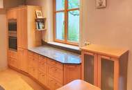 Großzügiges 7-Zimmer-Einfamilienhaus mit Pool und großem Garten