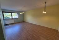 Geräumige 3-Zimmer-Erdgschosswohnung mit großer Einzelgarage!