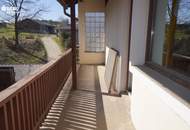 Großes Wohnhaus, großer Garten, große Maschinenhalle