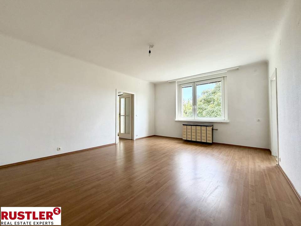 Charmante 2-Zimmer-Wohnung mit Balkon und Anningerblick
