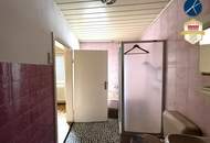 Sanierungsbedürftiges Bungalow mit VIEL PLATZ
