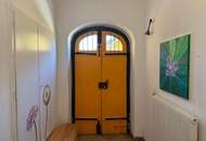 Haus mit 180 m² Garagenhalle und großem Garten