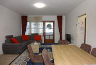 TOLLE 3-ZIMMER-WOHNUNG MIT LOGGIA UND PARKPLATZ