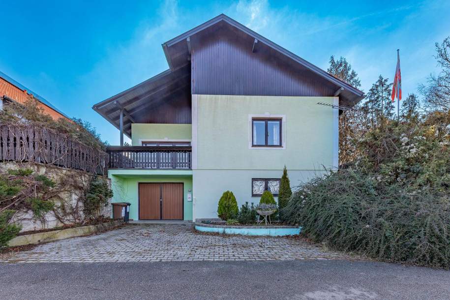 GEMÜTLICHES EINFAMILIENHAUS MIT POOL IN SONNIGER LAGE IN PULKAU!, Haus-kauf, 219.900,€, 3741 Hollabrunn